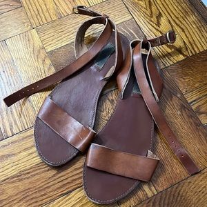 Steven Madden brown sandals